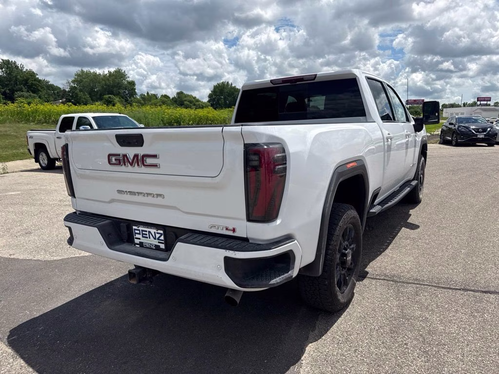 2024 Summit White GMC Sierra 2500HD AT4 4X4 Truck
