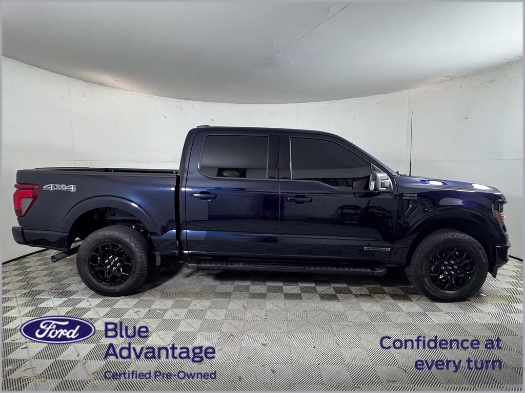 2025 Antimatter Blue Metallic Ford F-150 XLT 4X4 Truck