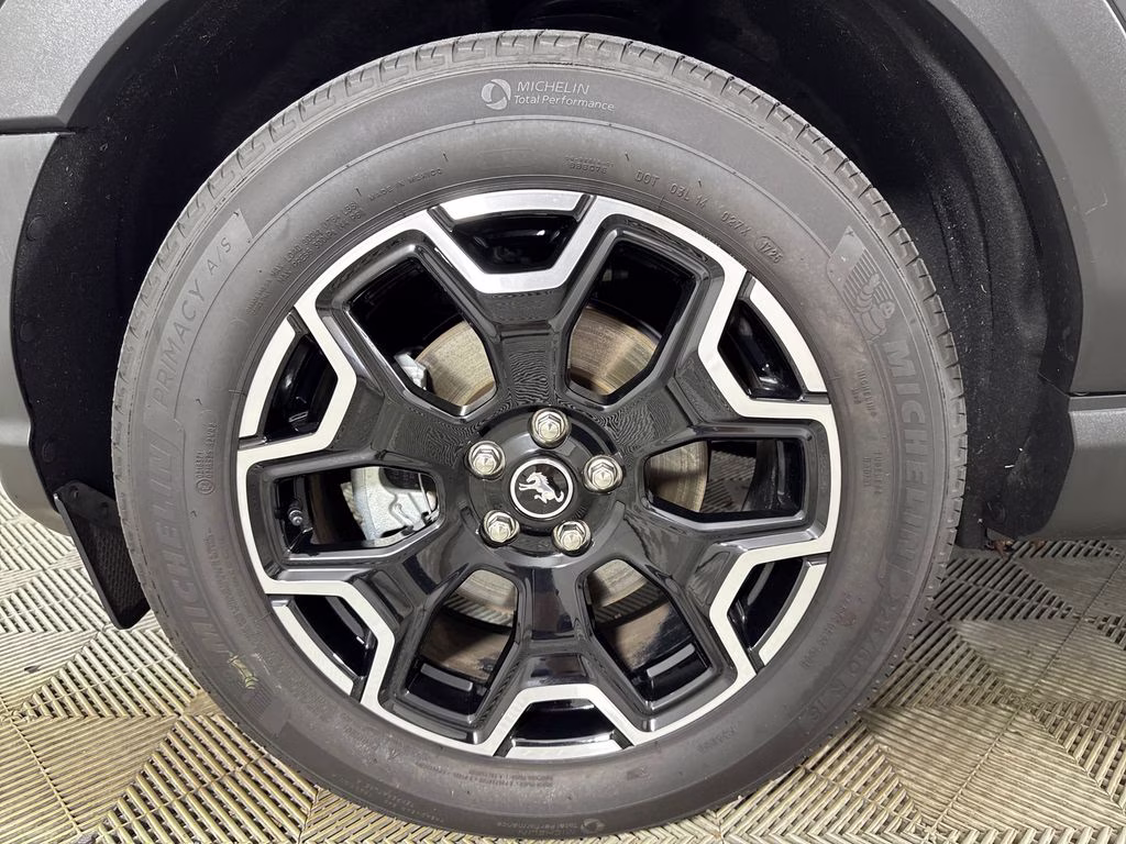 2025 Shadow Black Ford Bronco Sport Outer Banks 4X4 SUV