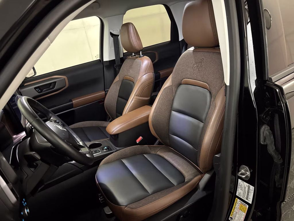 2025 Shadow Black Ford Bronco Sport Outer Banks 4X4 SUV