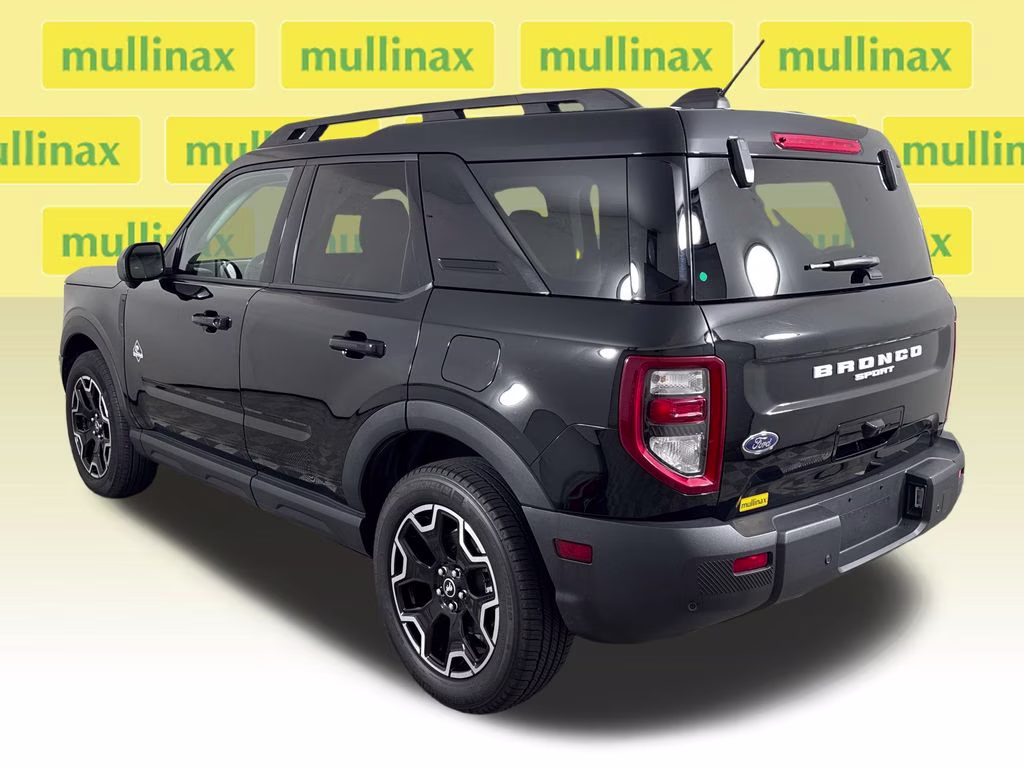 2025 Shadow Black Ford Bronco Sport Outer Banks 4X4 SUV
