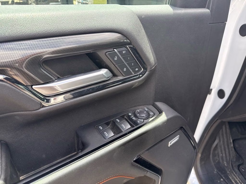 2024 Summit White GMC Sierra 2500HD AT4 4X4 Truck