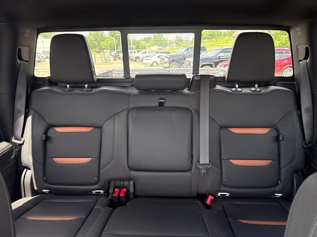 2024 Summit White GMC Sierra 2500HD AT4 4X4 Truck