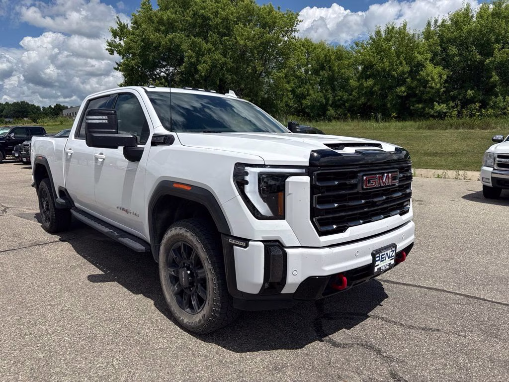 2024 Summit White GMC Sierra 2500HD AT4 4X4 Truck
