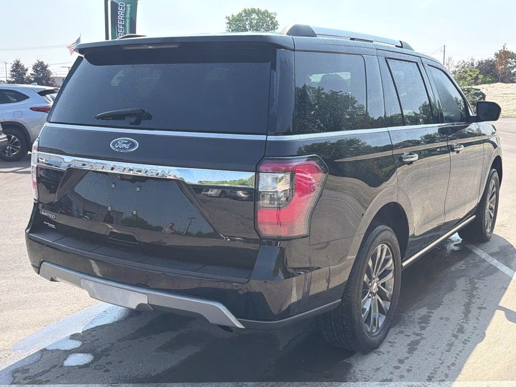 2021 Black Metallic Ford Expedition Limited 4X4 SUV
