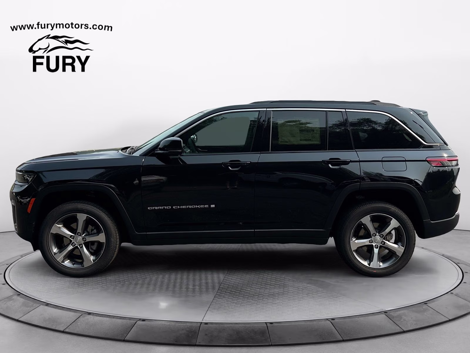2026 Diamond Black Crystal Pearlcoat Jeep Grand Cherokee Limited 4X4 SUV