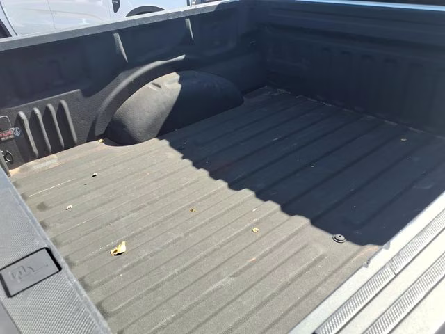 2023 Oxford White Ford F-150 XL 4X4 Truck