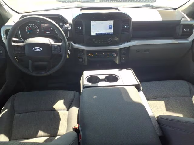 2023 Oxford White Ford F-150 XL 4X4 Truck