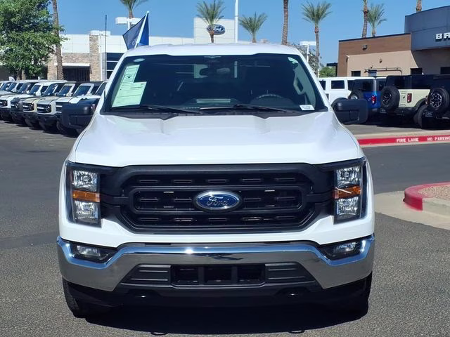 2023 Oxford White Ford F-150 XL 4X4 Truck