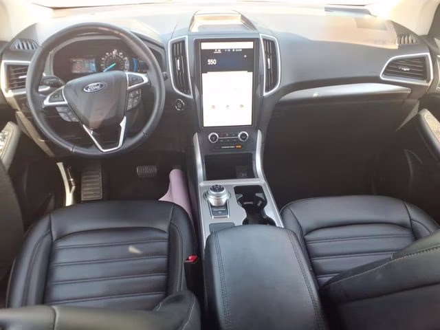 2023 White Metallic Ford Edge SEL AWD SUV