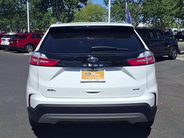 2023 White Metallic Ford Edge SEL AWD SUV