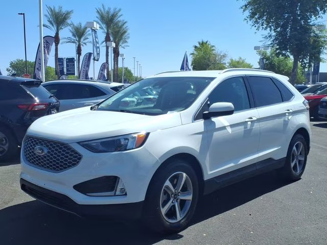 2023 White Metallic Ford Edge SEL AWD SUV