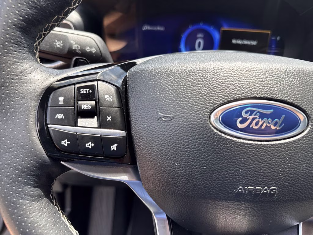 2022 Iconic Silver Metallic Ford Explorer ST RWD SUV