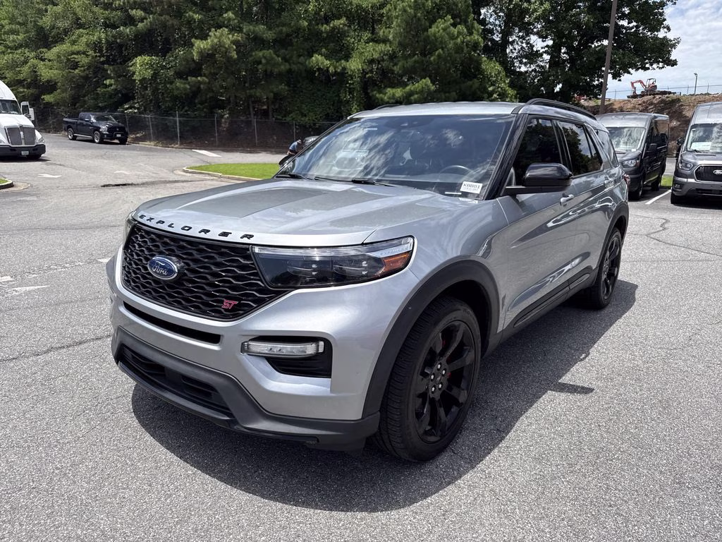 2022 Iconic Silver Metallic Ford Explorer ST RWD SUV