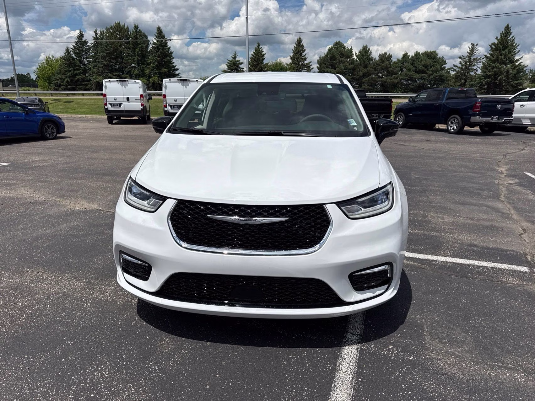 2024 Bright White Clearcoat Chrysler Pacifica Touring L AWD Van