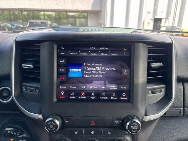 2021 Diamond Black Crystal Pearlcoat Ram 1500 Big Horn 4X4 Truck