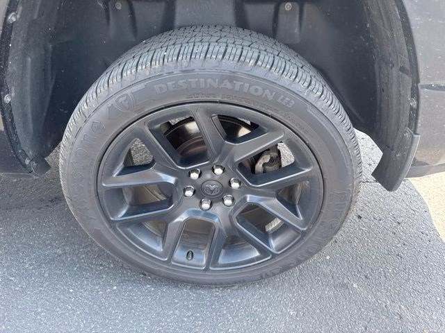 2021 Diamond Black Crystal Pearlcoat Ram 1500 Big Horn 4X4 Truck