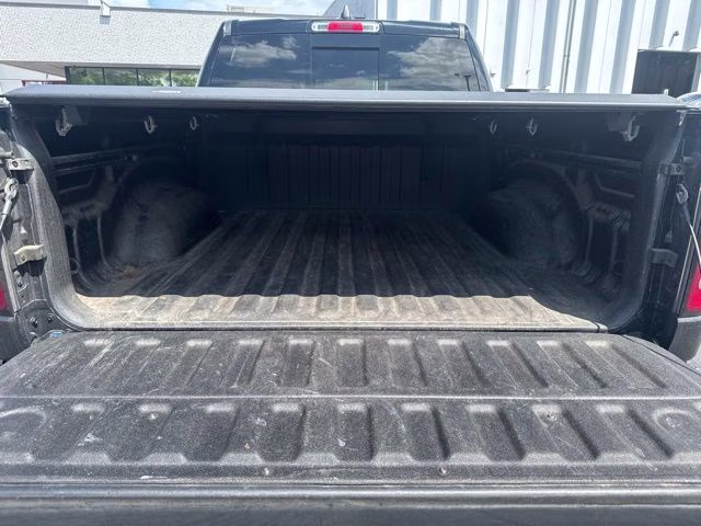 2021 Diamond Black Crystal Pearlcoat Ram 1500 Big Horn 4X4 Truck