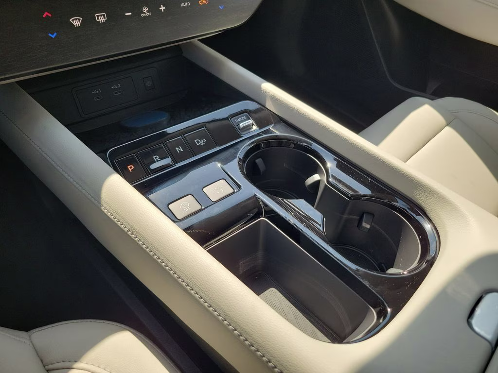 2026 Everest White Pearl Tricoat Nissan Murano SV AWD SUV