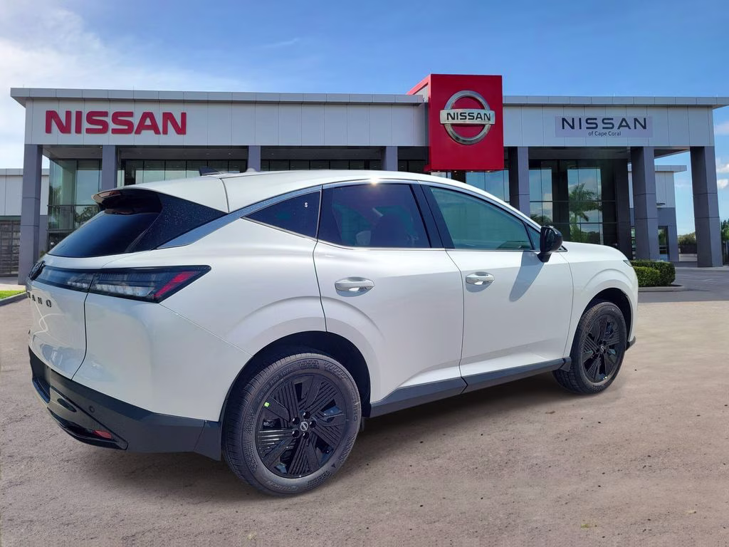 2026 Everest White Pearl Tricoat Nissan Murano SV AWD SUV