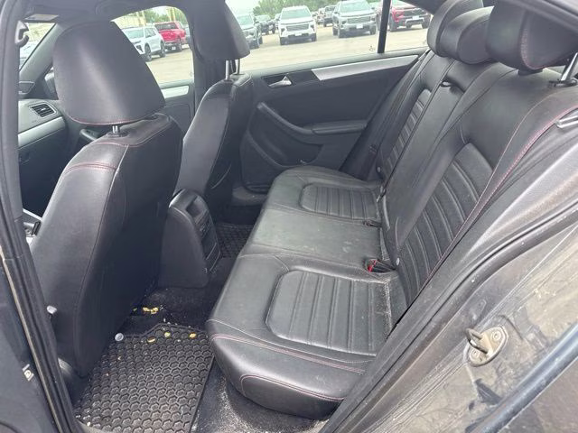 2013 Platinum Gray Metallic Volkswagen Jetta GLI FWD Sedan