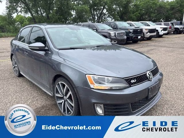 2013 Platinum Gray Metallic Volkswagen Jetta GLI FWD Sedan