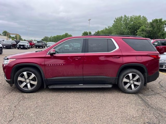 2020 Cajun Red Tintcoat Chevrolet Traverse 3LT AWD SUV