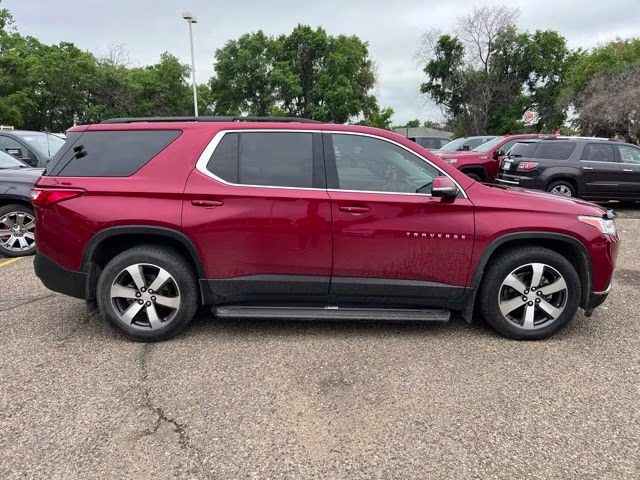 2020 Cajun Red Tintcoat Chevrolet Traverse 3LT AWD SUV