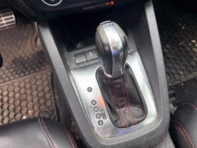 2013 Platinum Gray Metallic Volkswagen Jetta GLI FWD Sedan