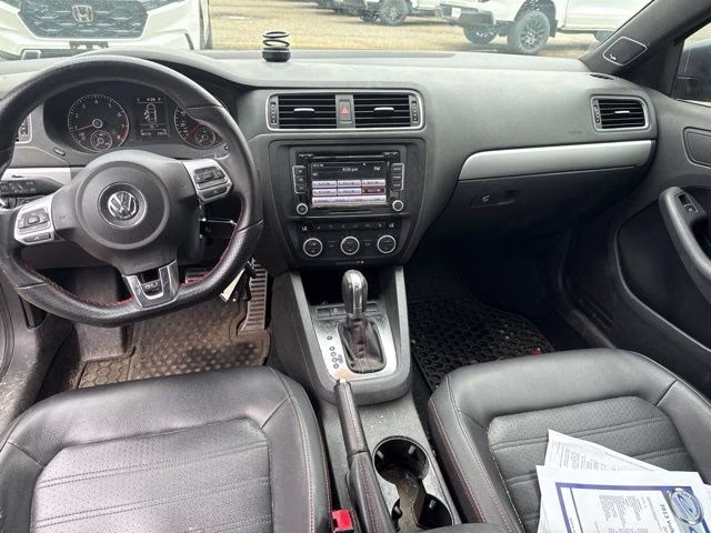 2013 Platinum Gray Metallic Volkswagen Jetta GLI FWD Sedan