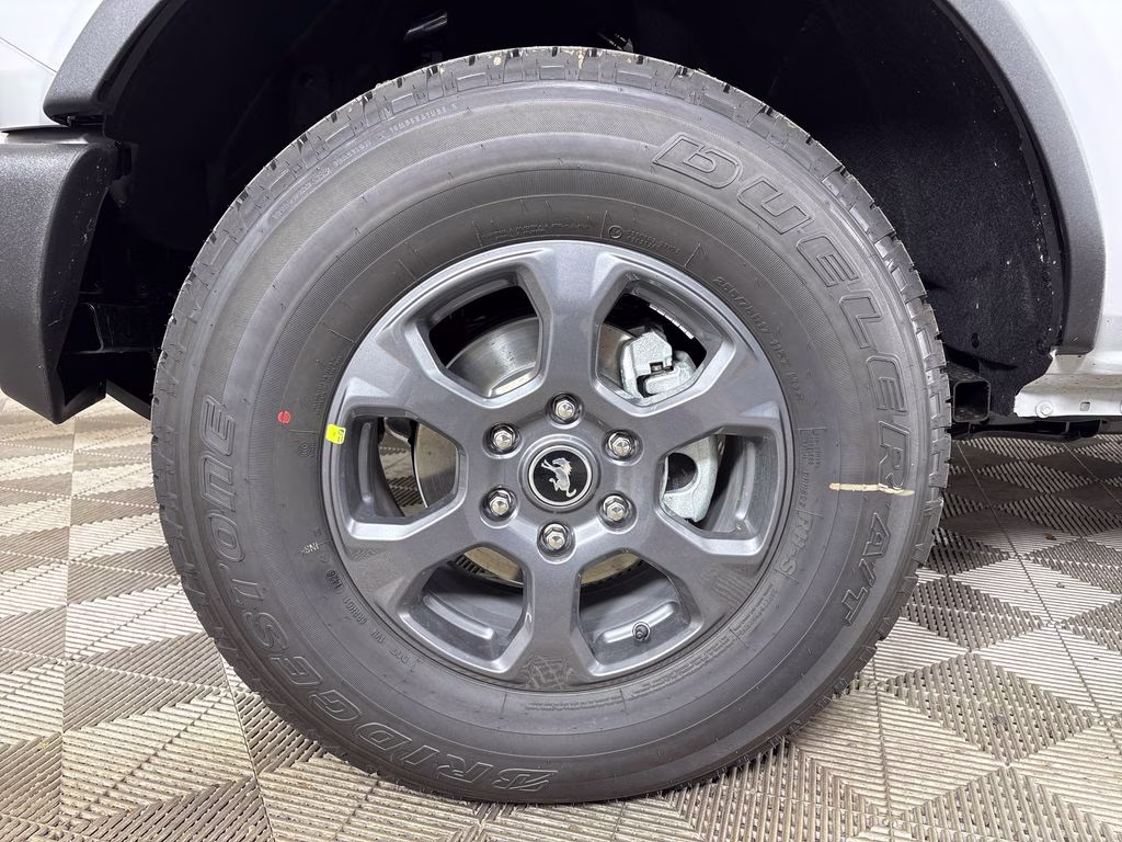 2026 Avalanche Gray Ford Bronco Big Bend 4X4 SUV