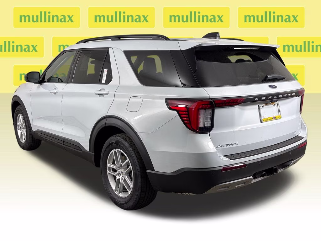 2026 Space White Metallic Ford Explorer Active RWD SUV