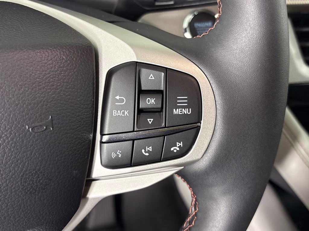 2026 Agate Black Metallic Ford Explorer Active RWD SUV