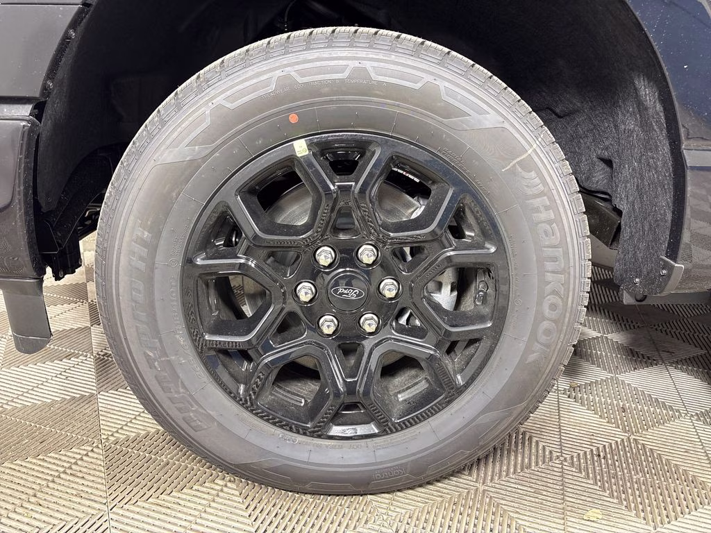 2026 Agate Black Metallic Ford F-150 XLT RWD Truck