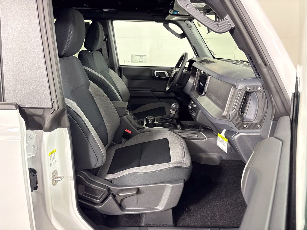 2026 Oxford White Ford Bronco Big Bend 4X4 SUV