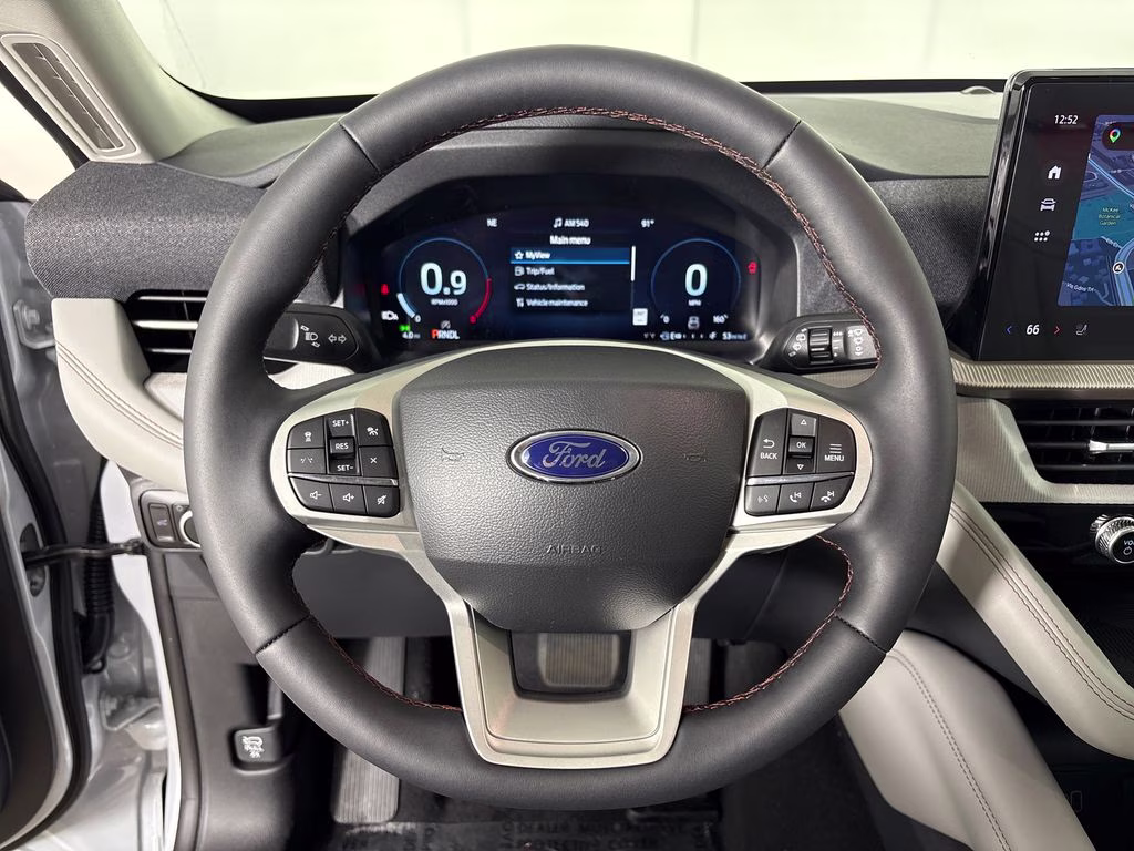 2026 Space White Metallic Ford Explorer Active RWD SUV