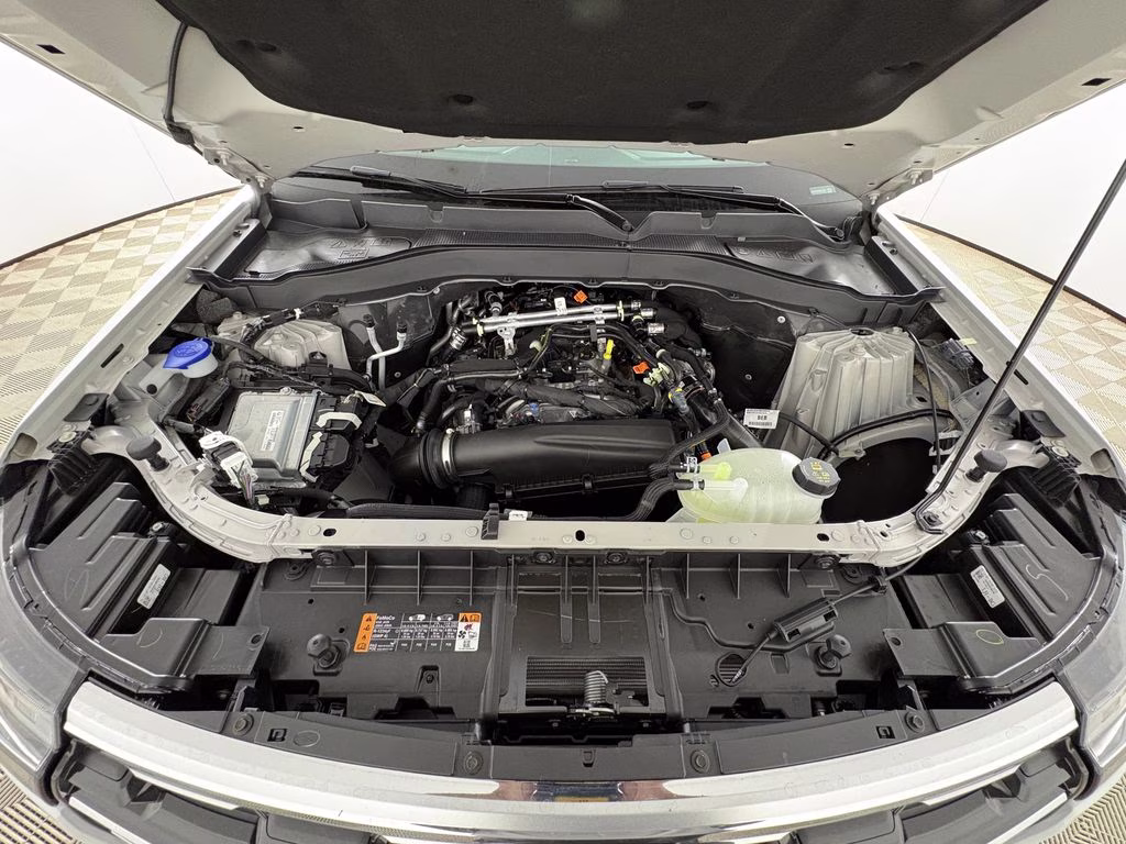2026 Space White Metallic Ford Explorer Active RWD SUV