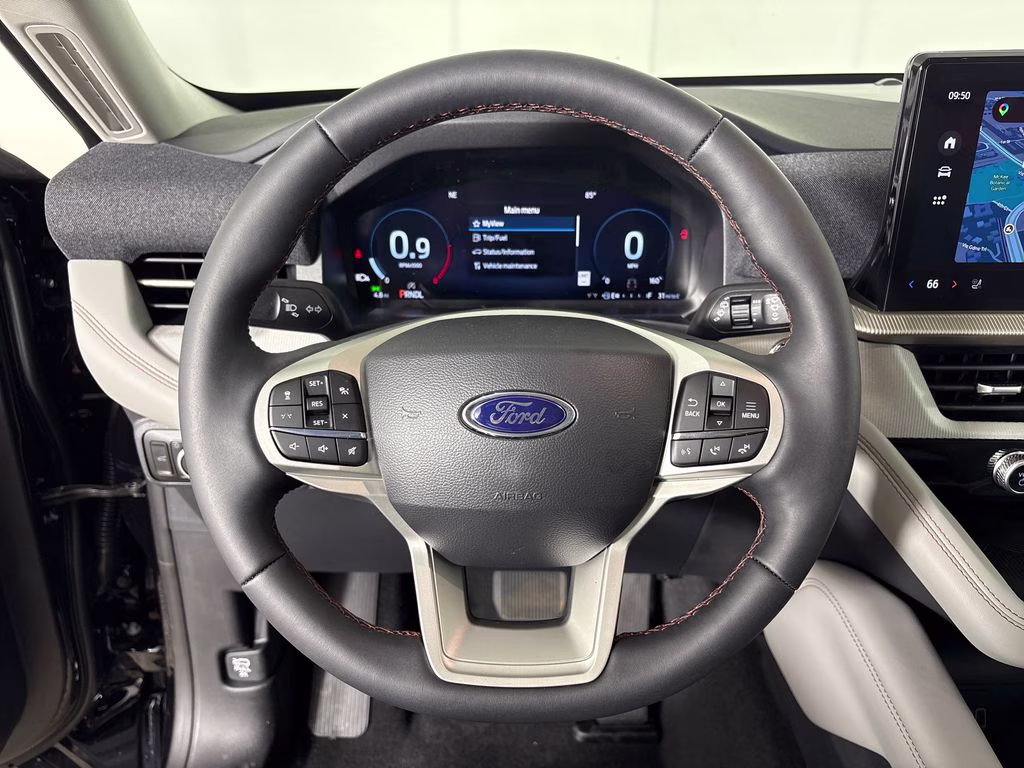 2026 Agate Black Metallic Ford Explorer Active RWD SUV
