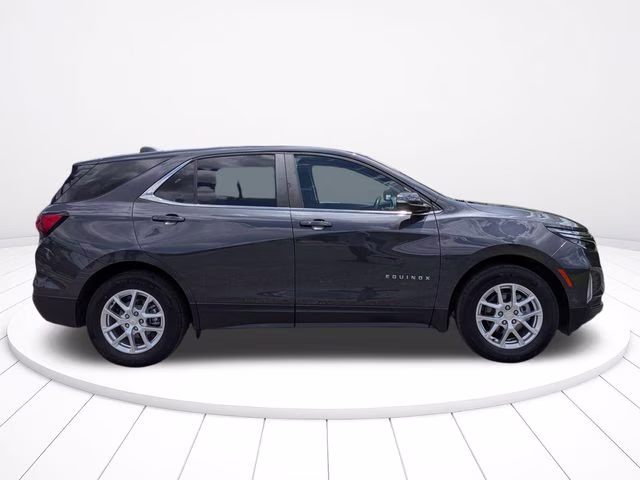 2022 Iron Gray Metallic Chevrolet Equinox LT FWD SUV