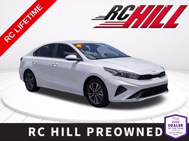 2024 Snow White Pearl Kia Forte LXS FWD Sedan