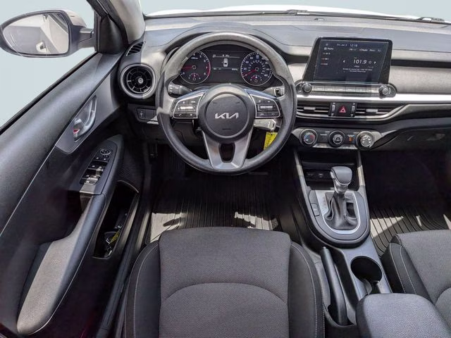2024 Snow White Pearl Kia Forte LXS FWD Sedan