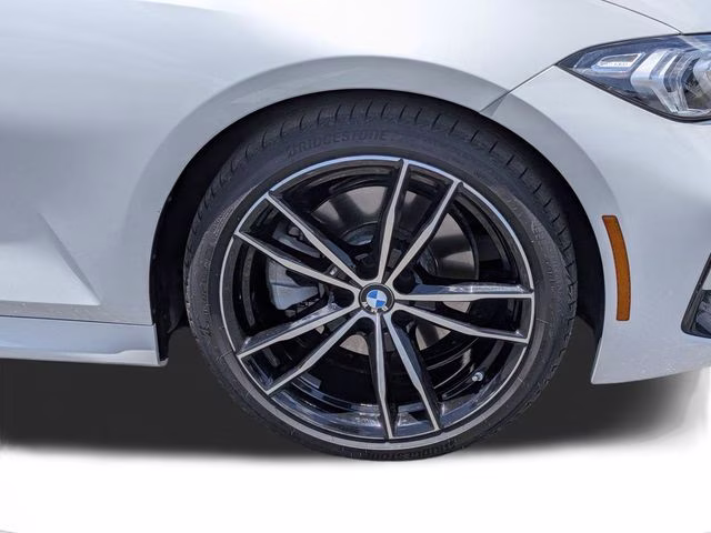 2024 Mineral White Metallic BMW 3 Series 330i RWD Sedan