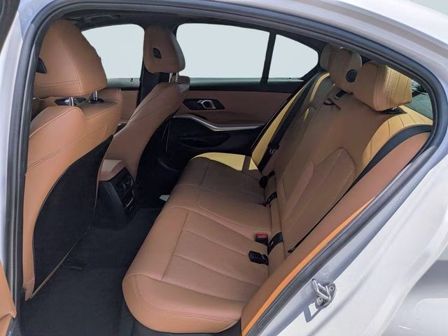 2024 Mineral White Metallic BMW 3 Series 330i RWD Sedan