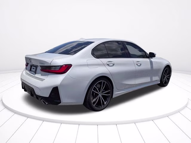 2024 Mineral White Metallic BMW 3 Series 330i RWD Sedan