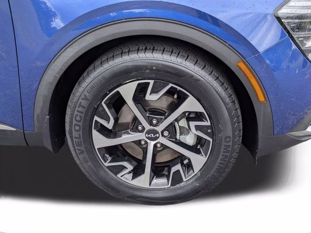 2024 Sapphire Blue Kia Sportage EX FWD SUV