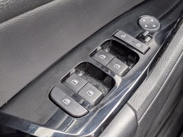 2024 Sapphire Blue Kia Sportage EX FWD SUV