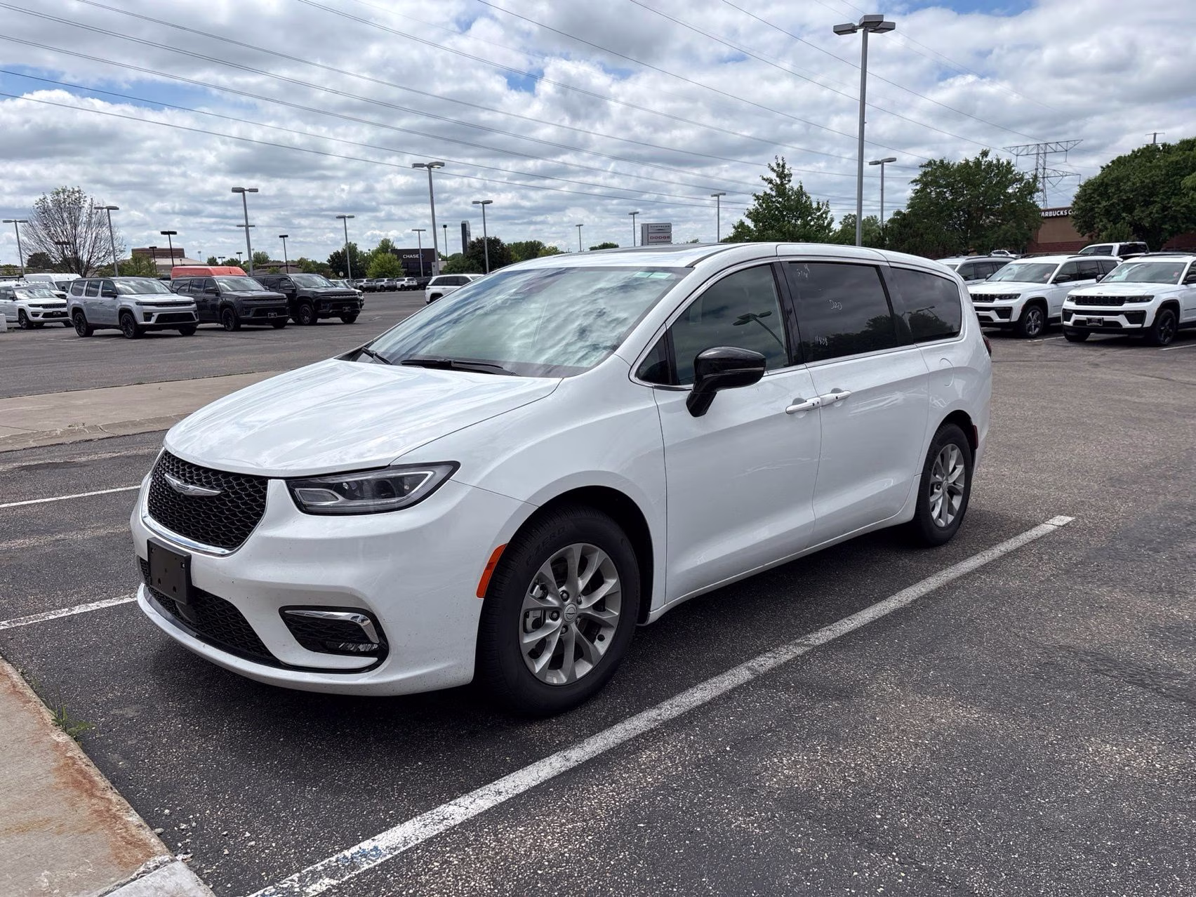 2026 Bright White Clearcoat Chrysler Pacifica Limited FWD Van