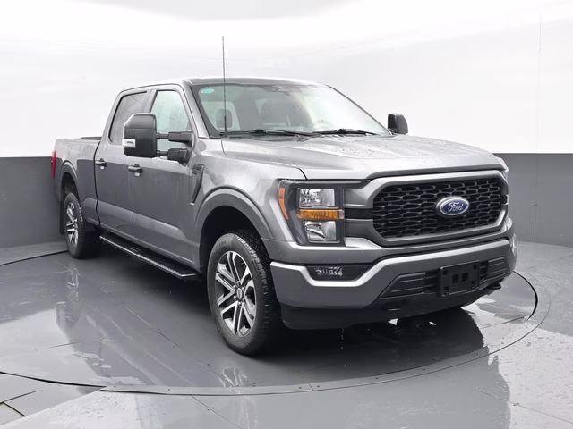 2023 Gray Metallic Ford F-150 XL 4X4 Truck