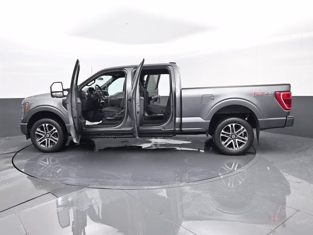 2023 Gray Metallic Ford F-150 XL 4X4 Truck
