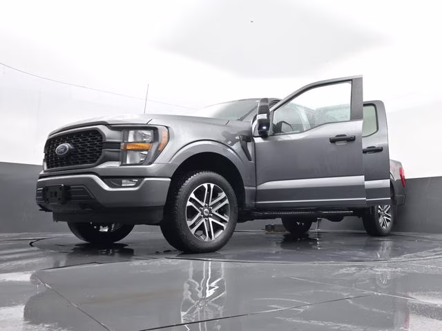 2023 Gray Metallic Ford F-150 XL 4X4 Truck